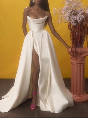 Sarah Seven ‘Morrison’ Gown